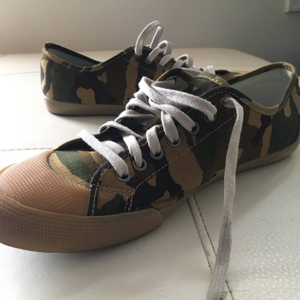 Seavees Kelso Dune Sneaker: Camo